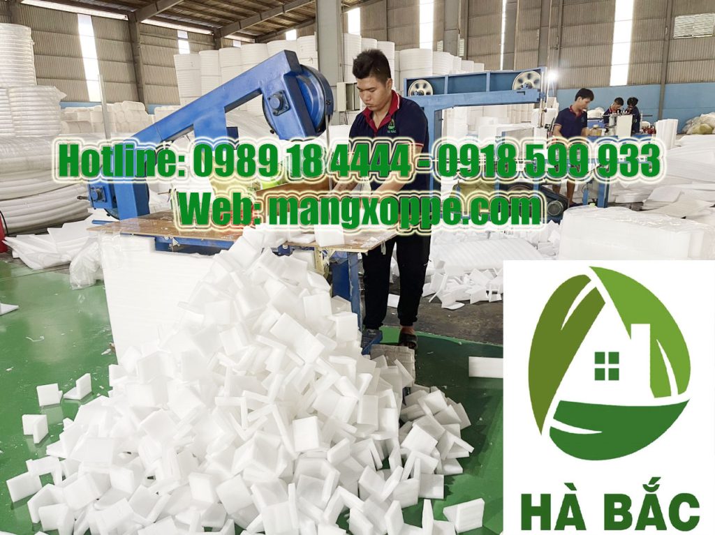 ban-xop-dinh-hinh-gia-re-binh-duong