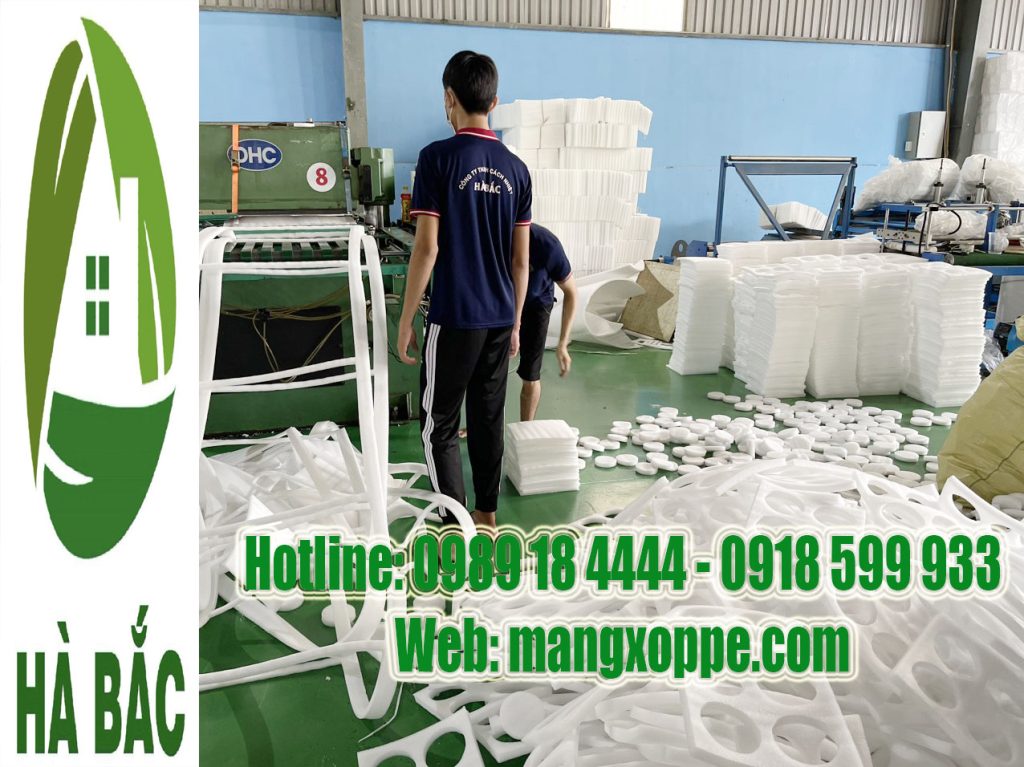 ban-xop-dinh-hinh-gia-re-binh-duong