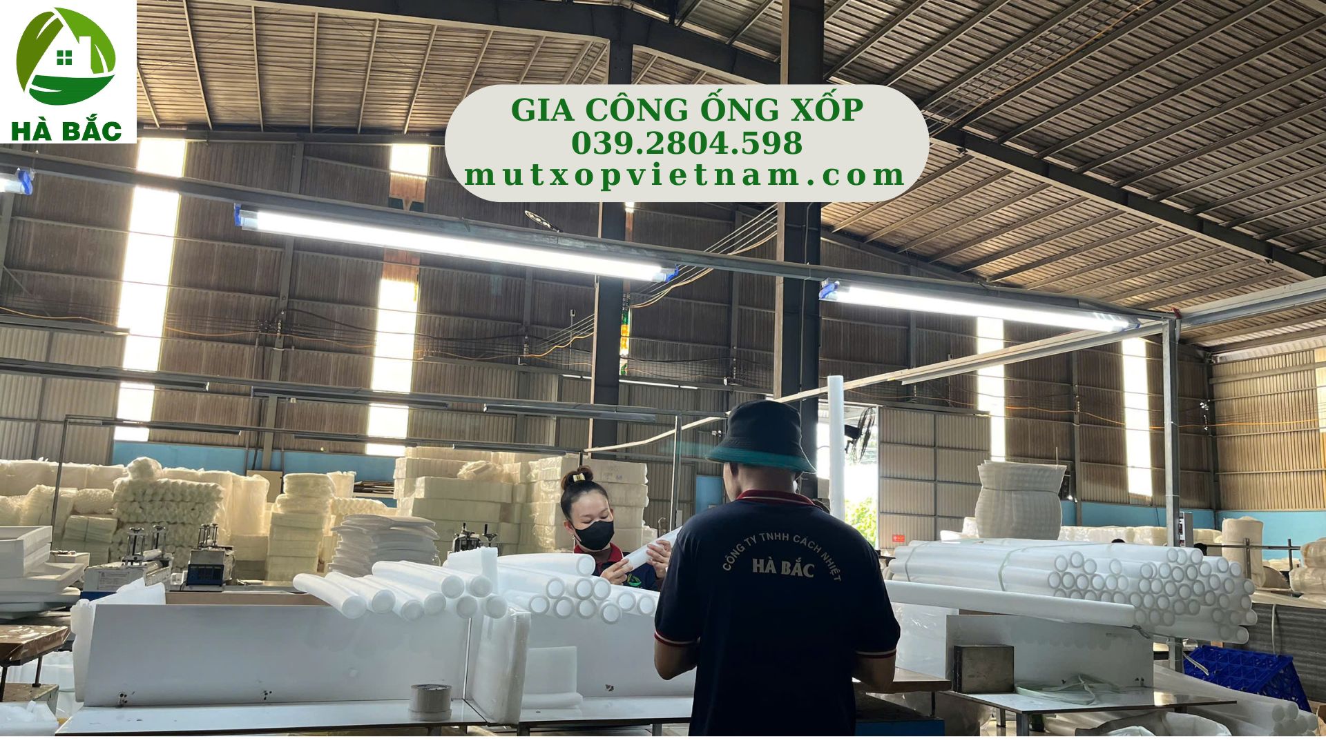 ong-rod-xop-dung-de-boc-goc-canh-chan-ban-ghe